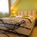 Otel 3 Koenige Aachen