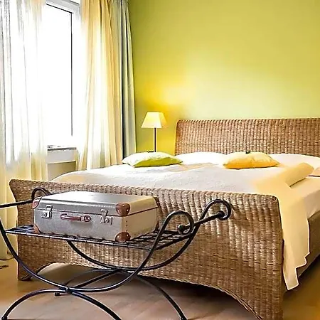 Otel 3 Koenige